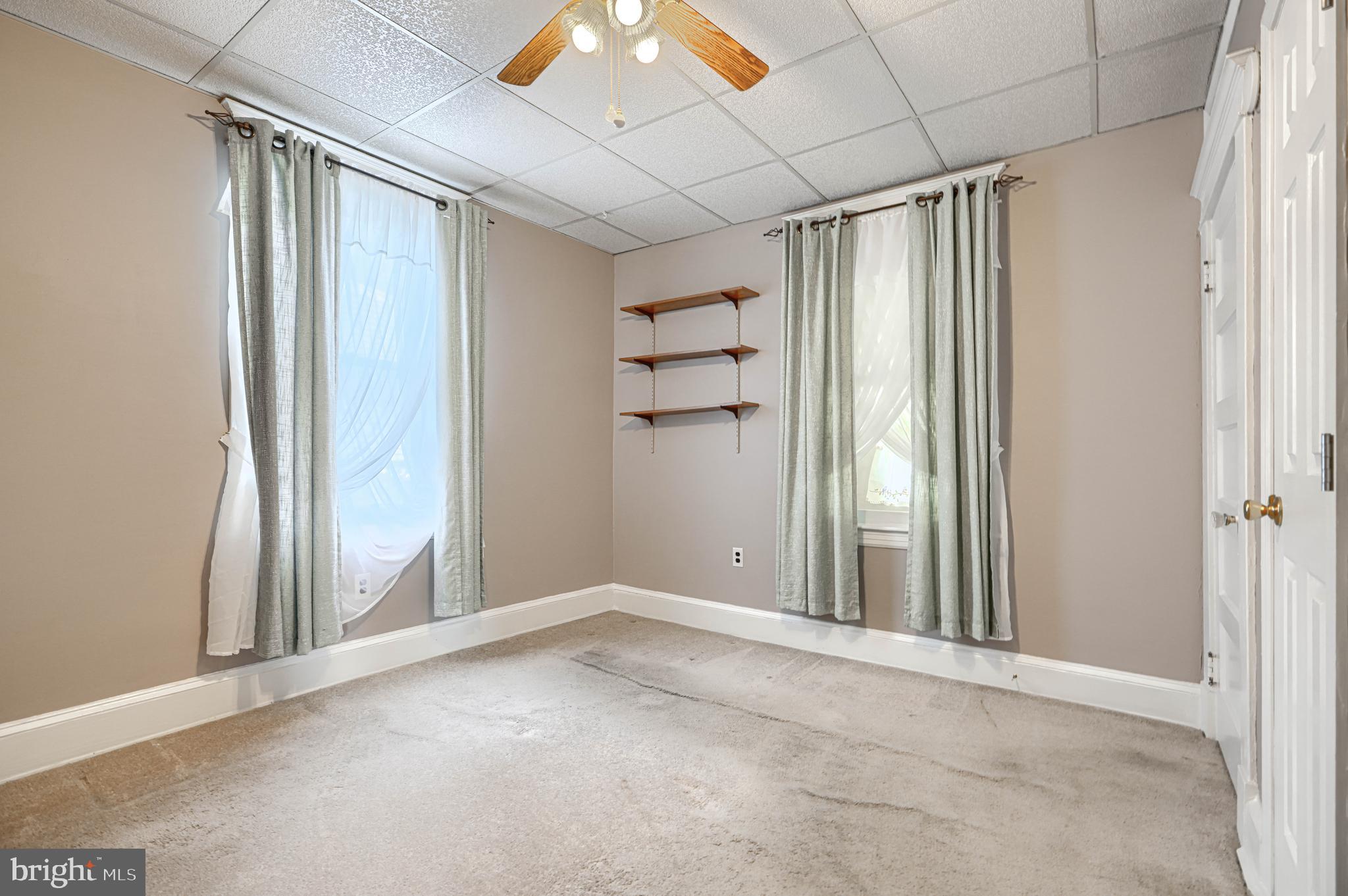 HAMILTON HILLS - Residential