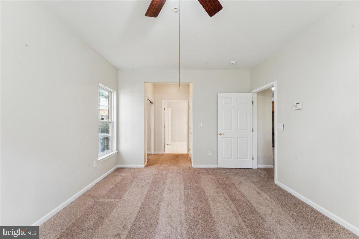 THE VISTAS AT REGENT PAR - Residential