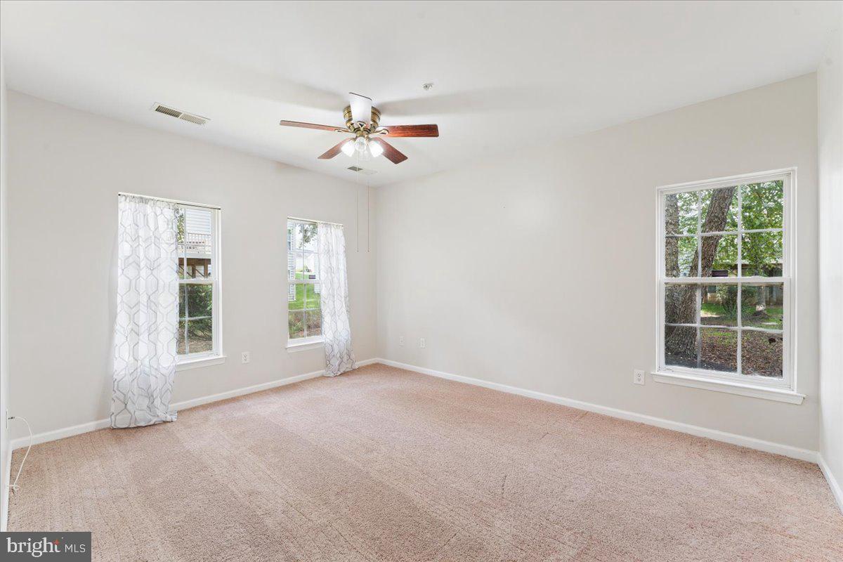 THE VISTAS AT REGENT PAR - Residential