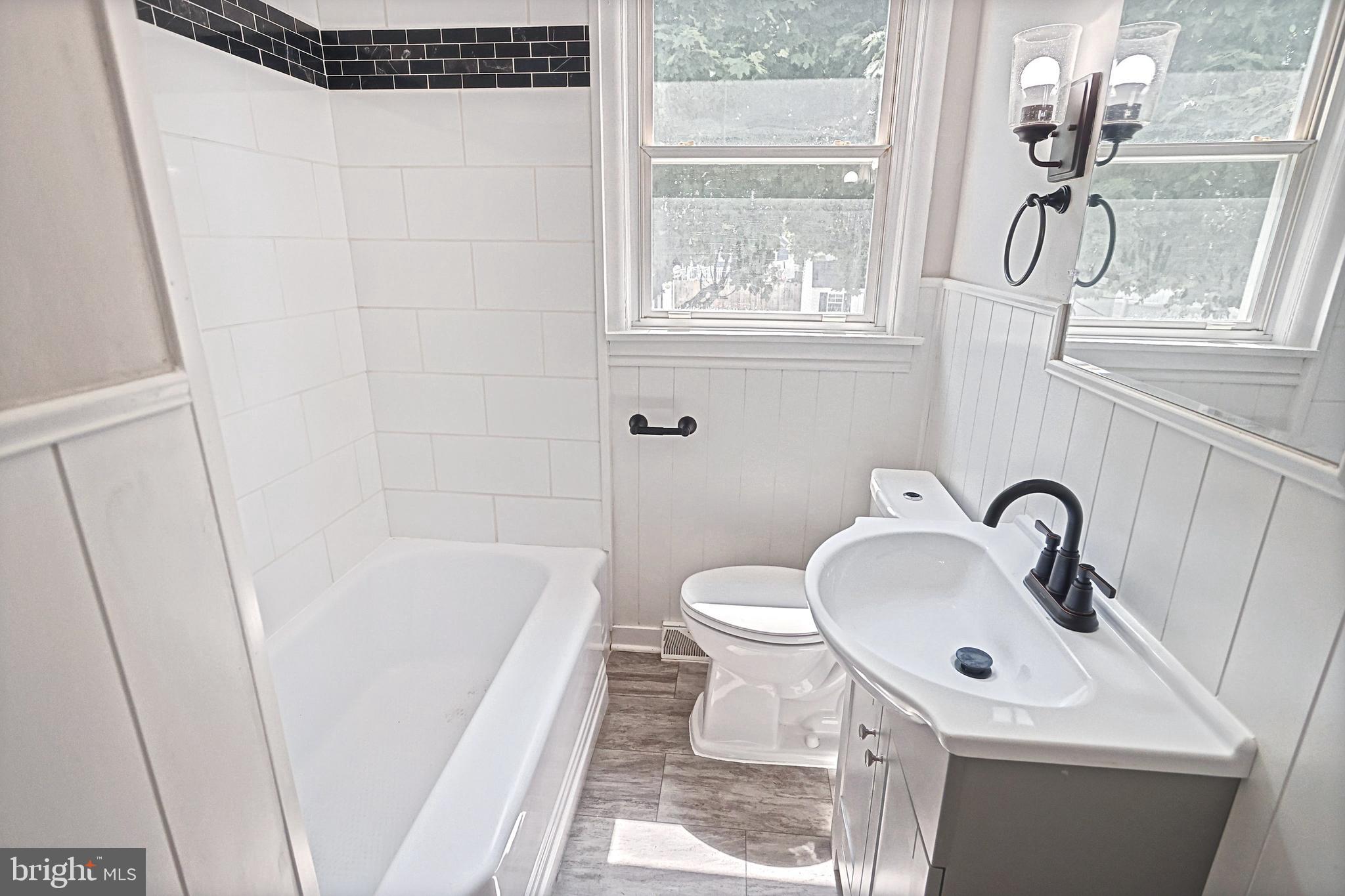 CEDAR CREST - Residential