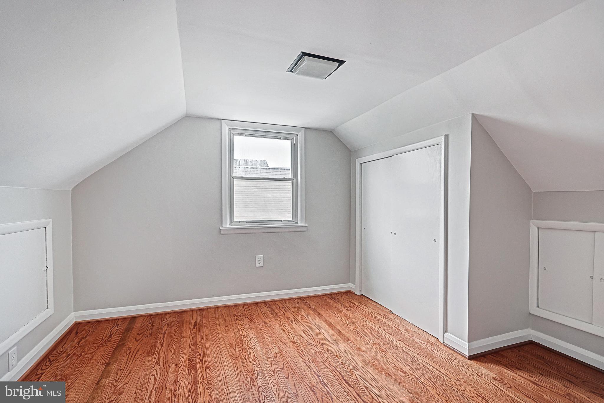 CEDAR CREST - Residential