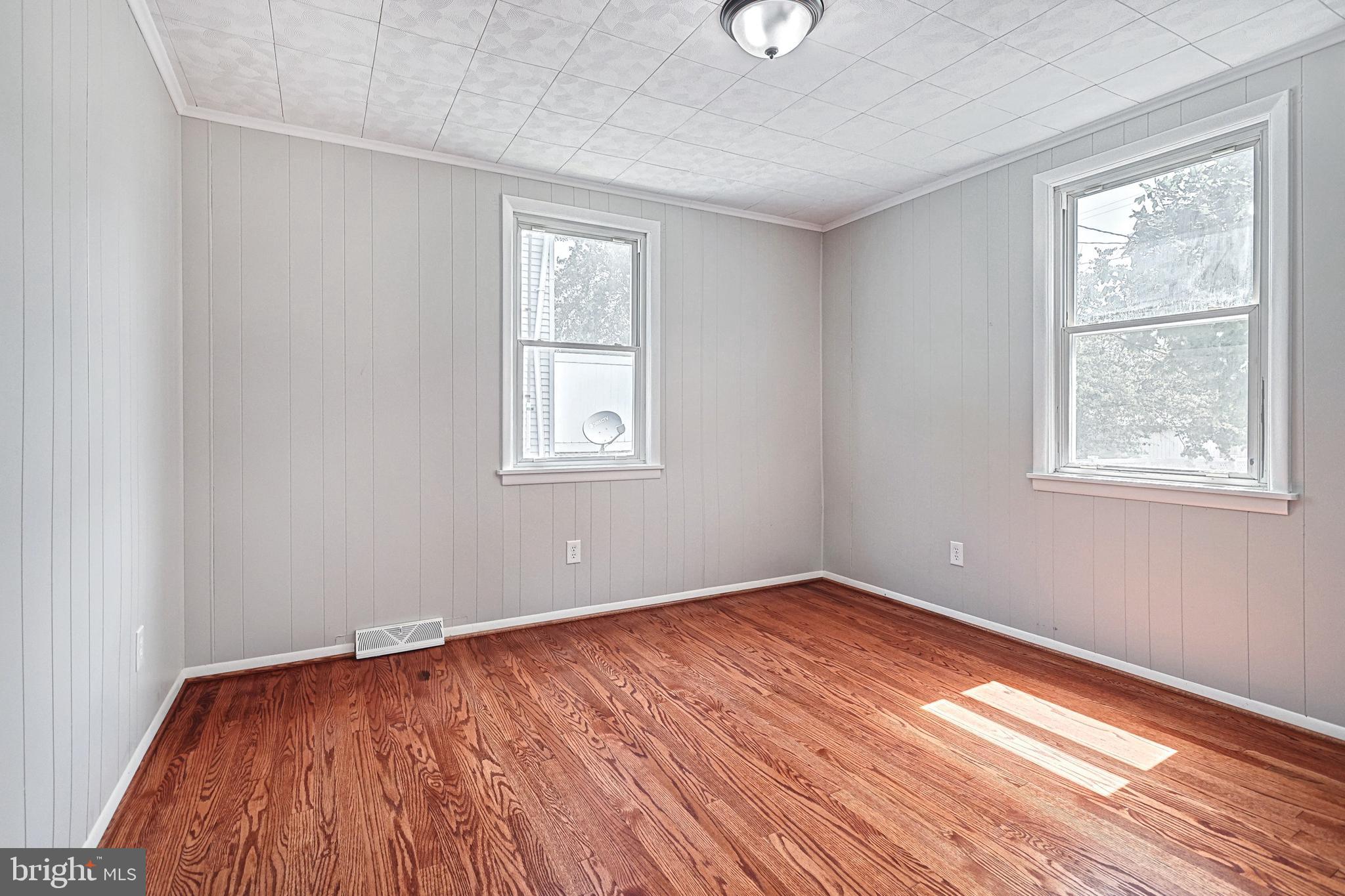 CEDAR CREST - Residential