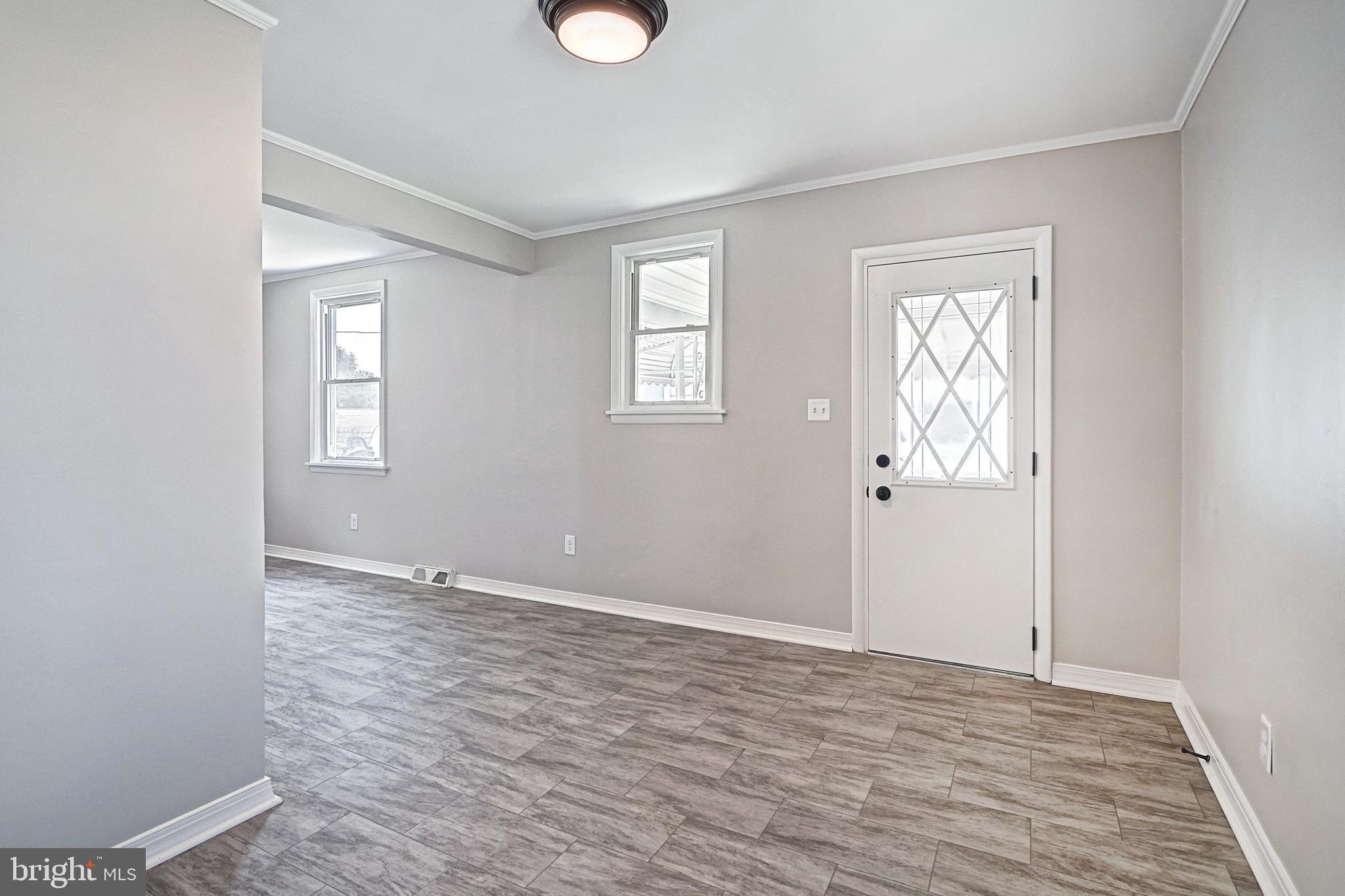 CEDAR CREST - Residential