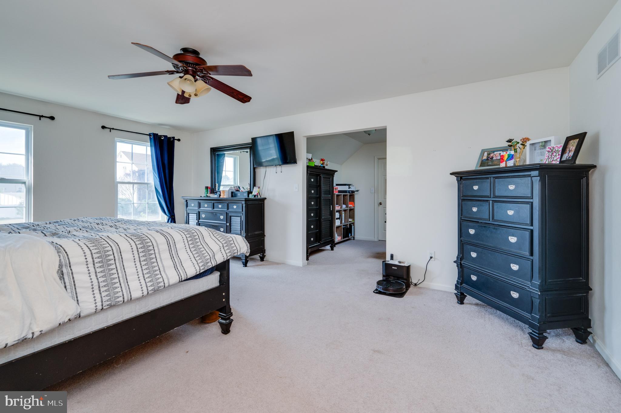 MEADOWBROOK - Residential