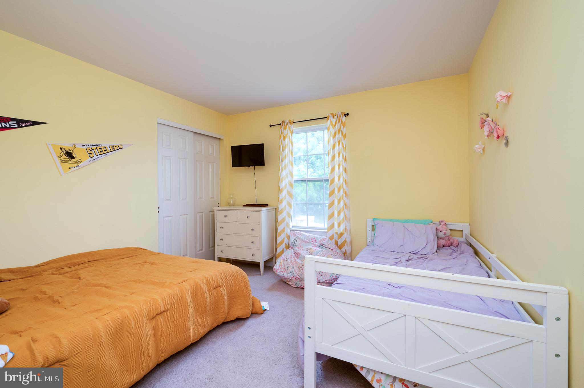 MEADOWBROOK - Residential