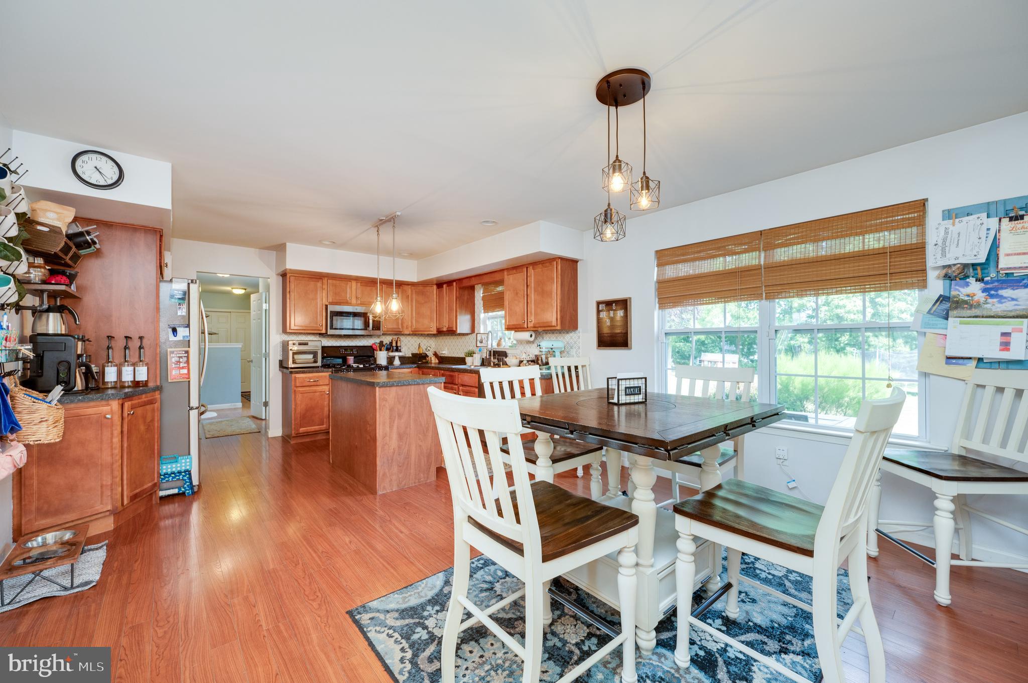 MEADOWBROOK - Residential