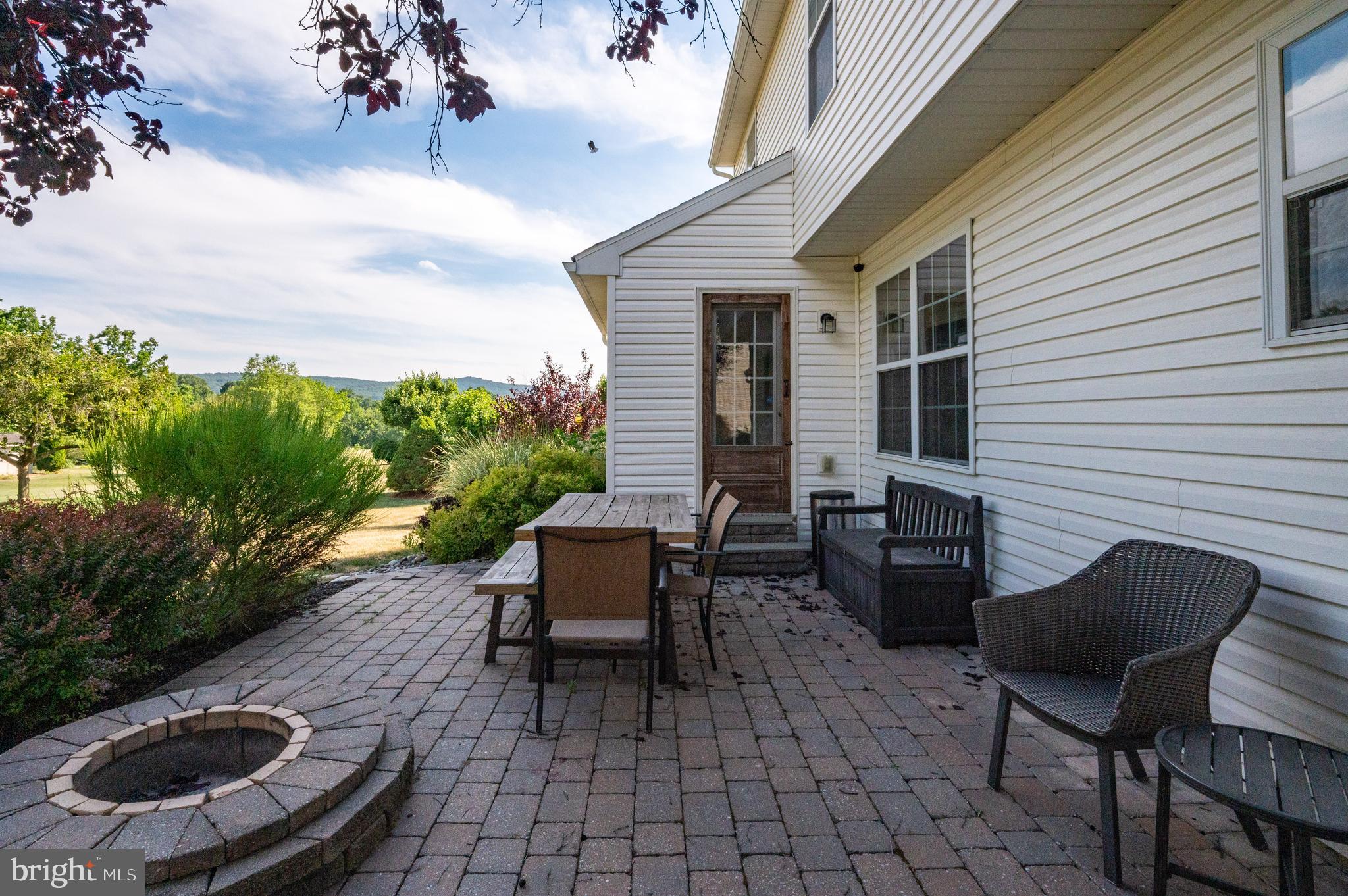 MEADOWBROOK - Residential