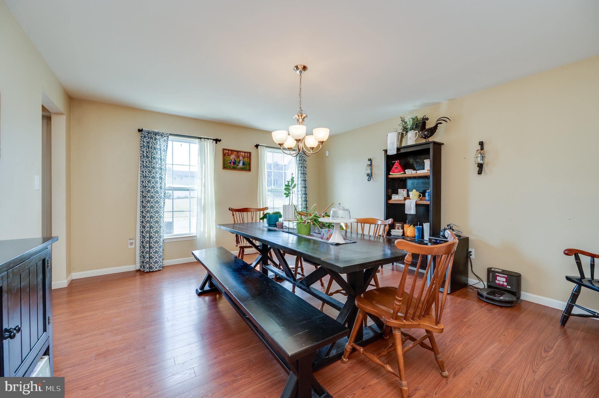 MEADOWBROOK - Residential