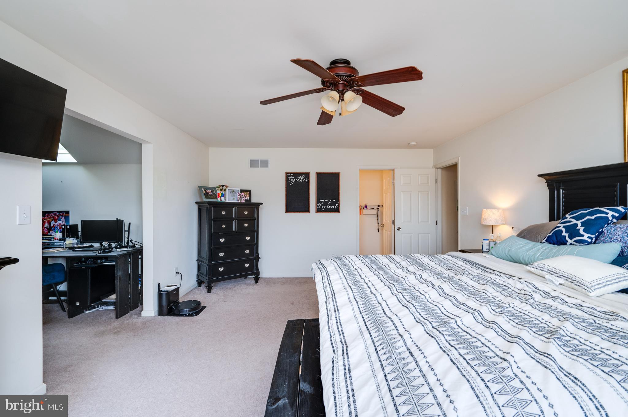 MEADOWBROOK - Residential