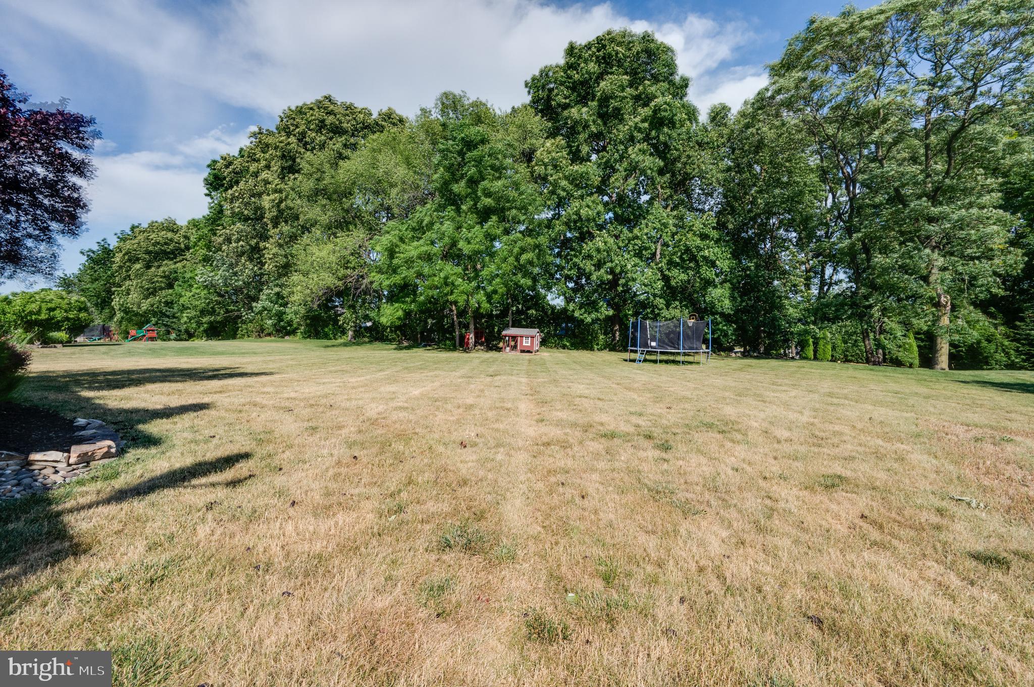 MEADOWBROOK - Residential