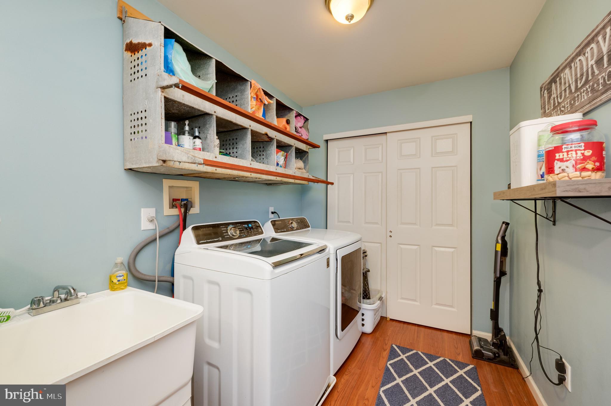 MEADOWBROOK - Residential