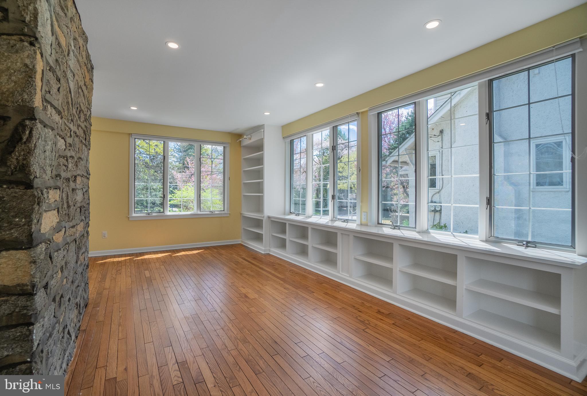 SWARTHMORE - Residential