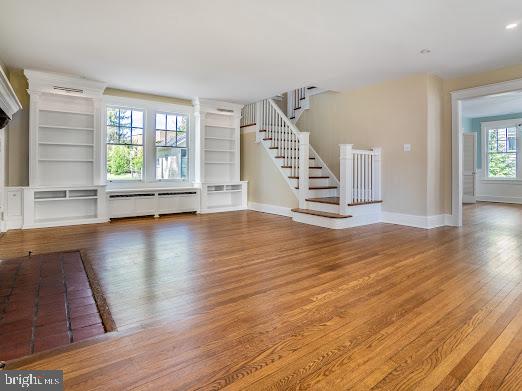 684 N CHESTER ROAD