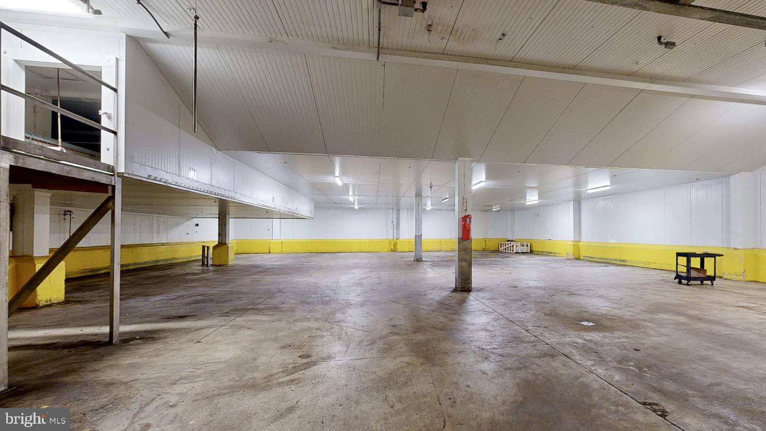 WEST END LANCASTER - Commercial Lease