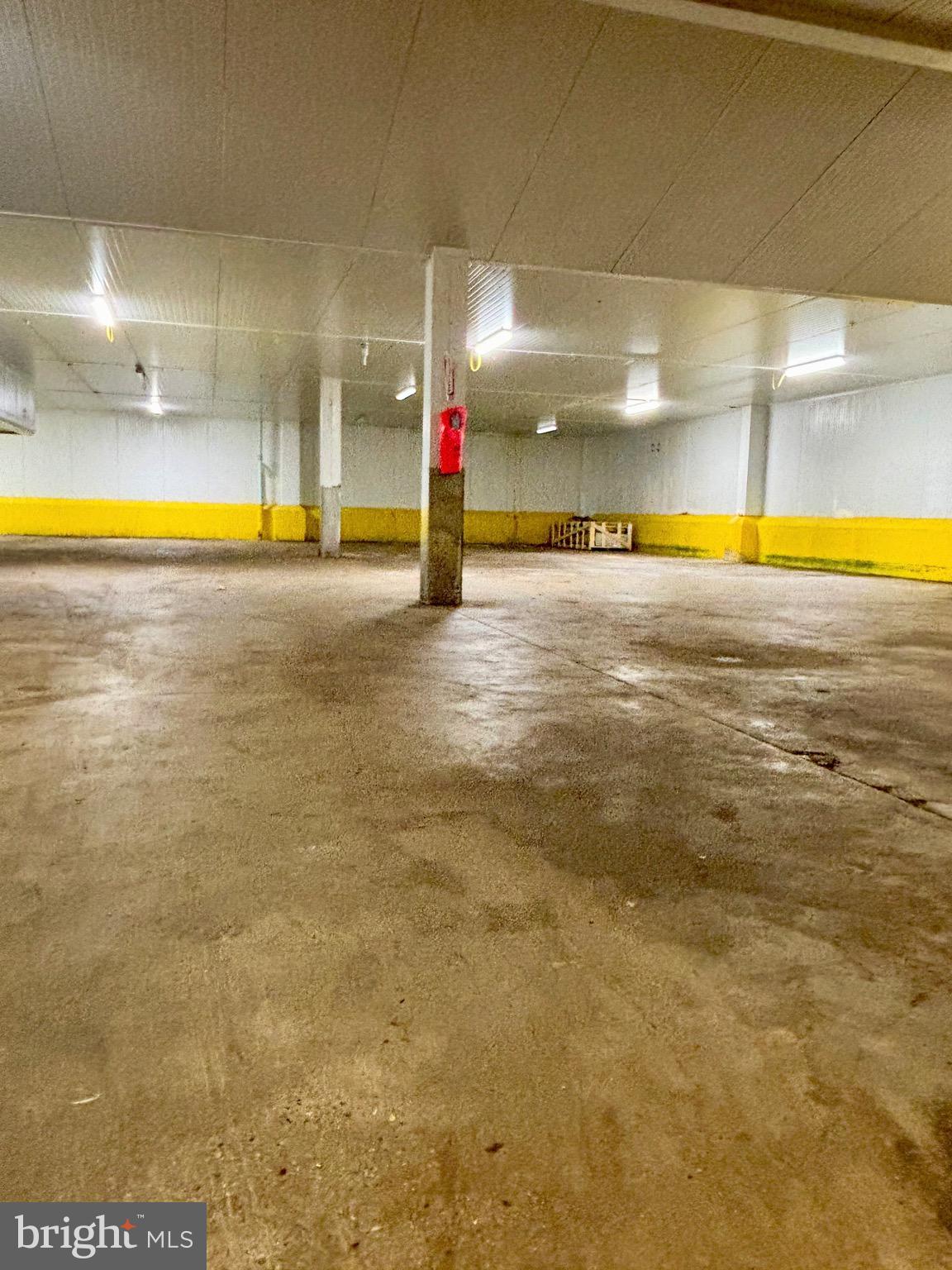 WEST END LANCASTER - Commercial Lease