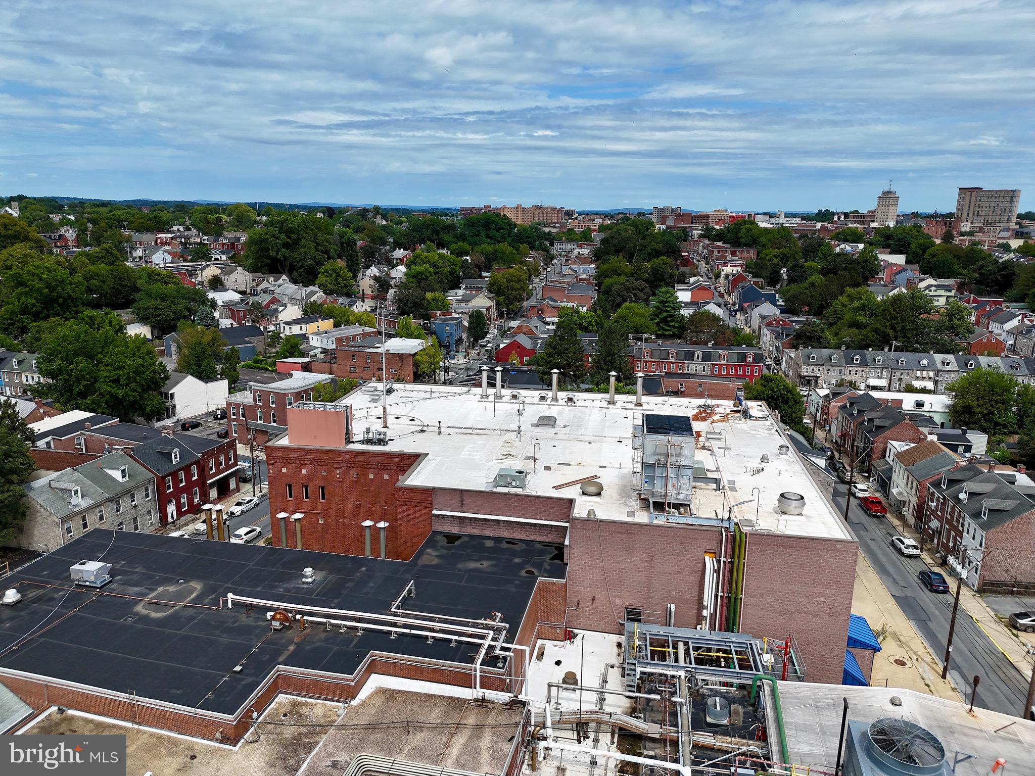 WEST END LANCASTER - Commercial Lease