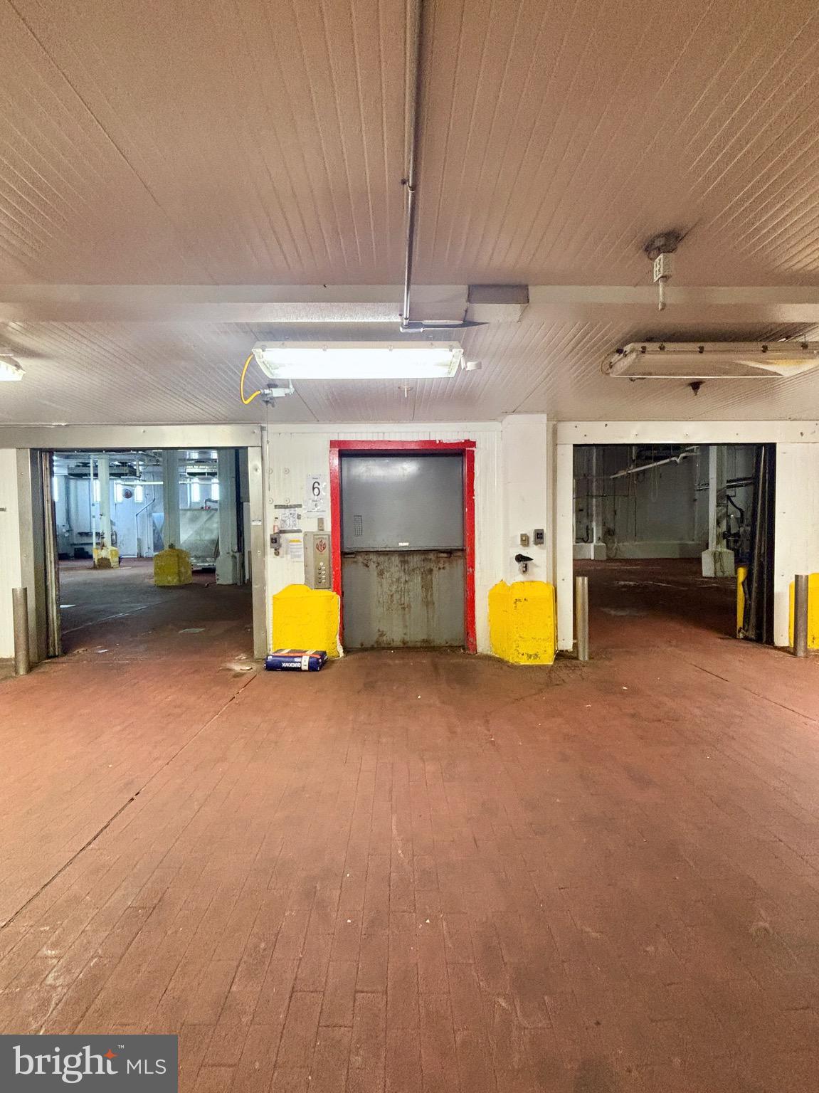 WEST END LANCASTER - Commercial Lease