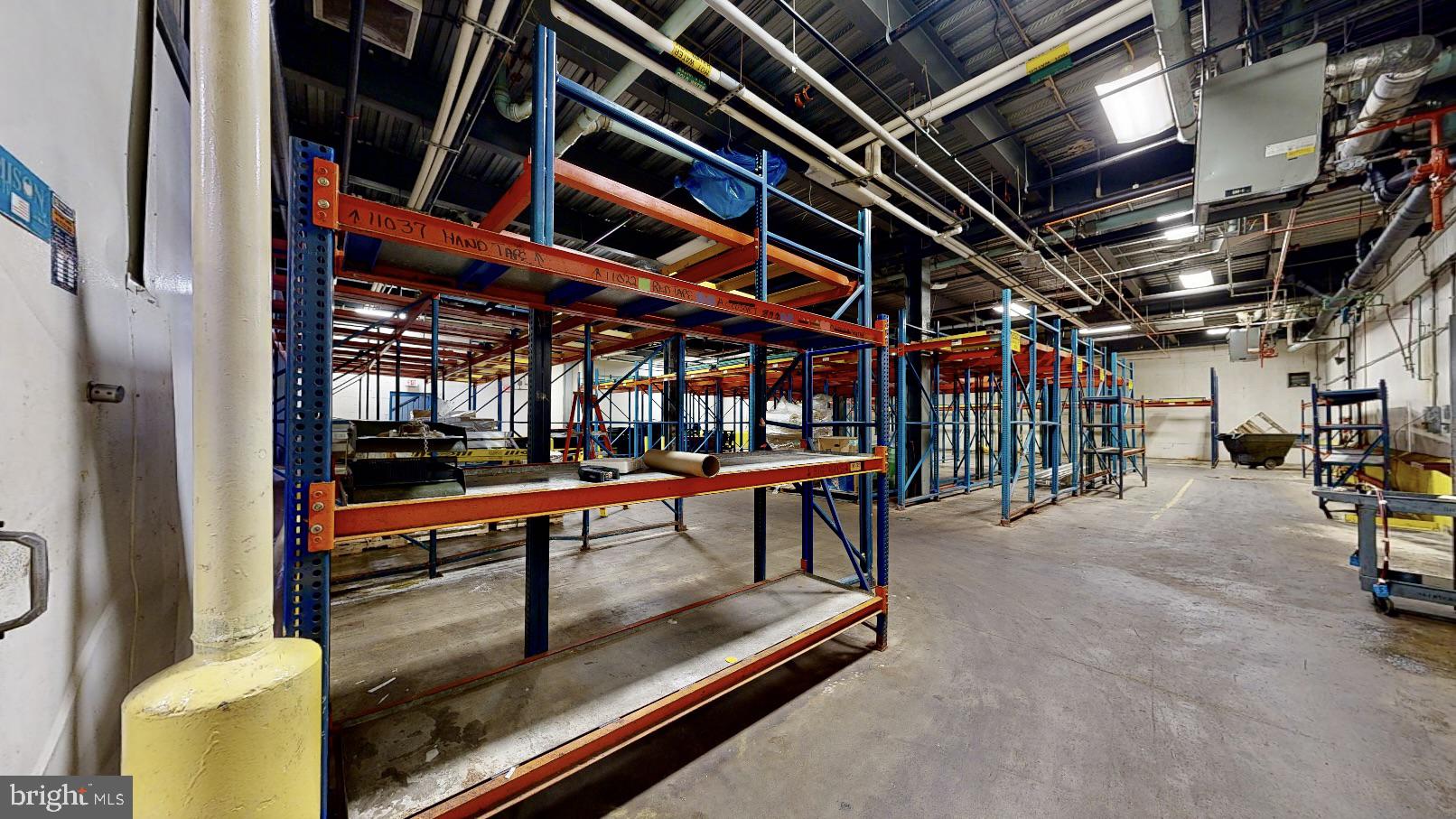 WEST END LANCASTER - Commercial Lease