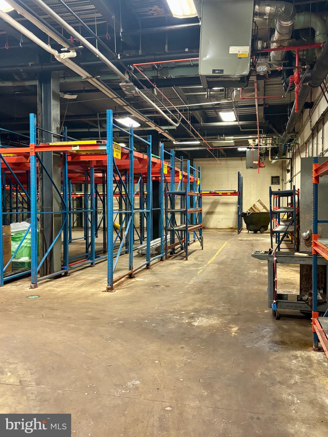 WEST END LANCASTER - Commercial Lease