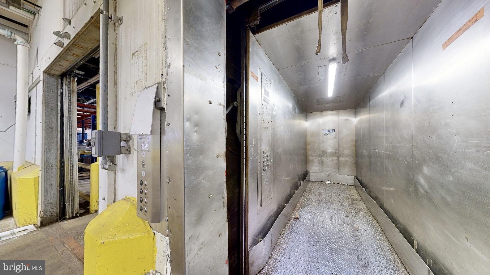 WEST END LANCASTER - Commercial Lease