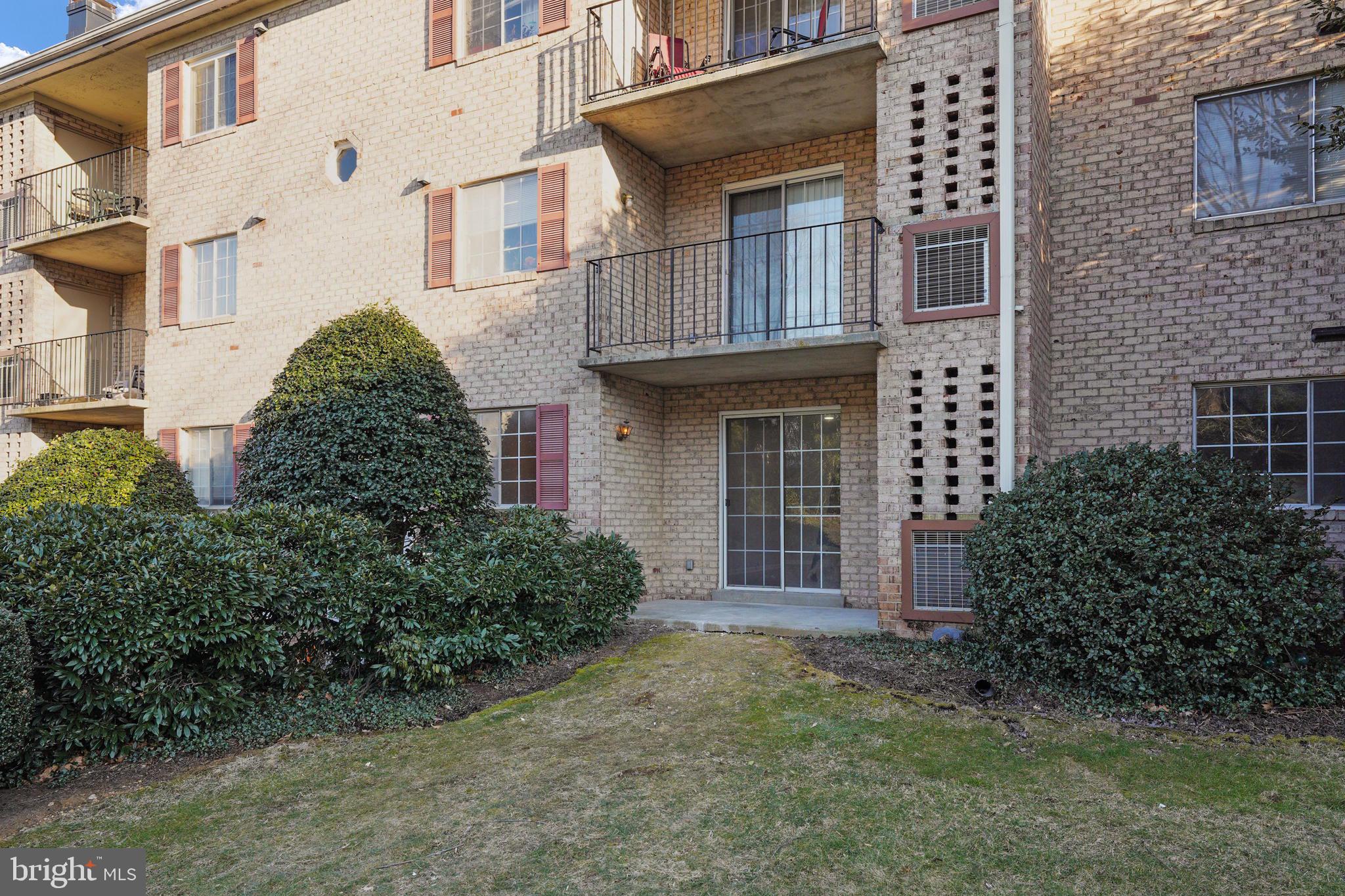 RIVER TERRACE - Residential Lease