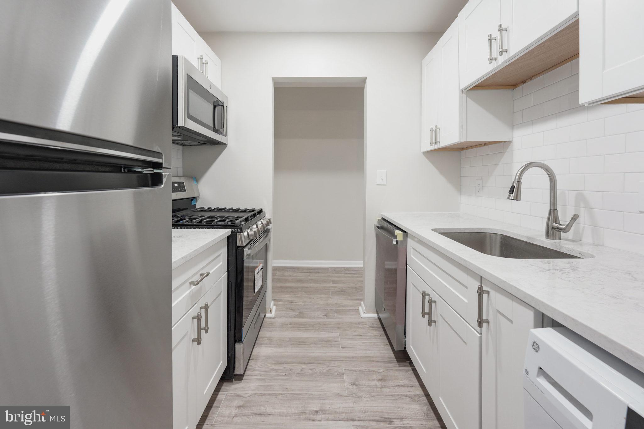 RIVER TERRACE - Residential Lease