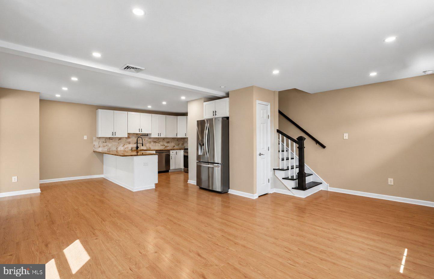 449 RAHNS ROAD 1