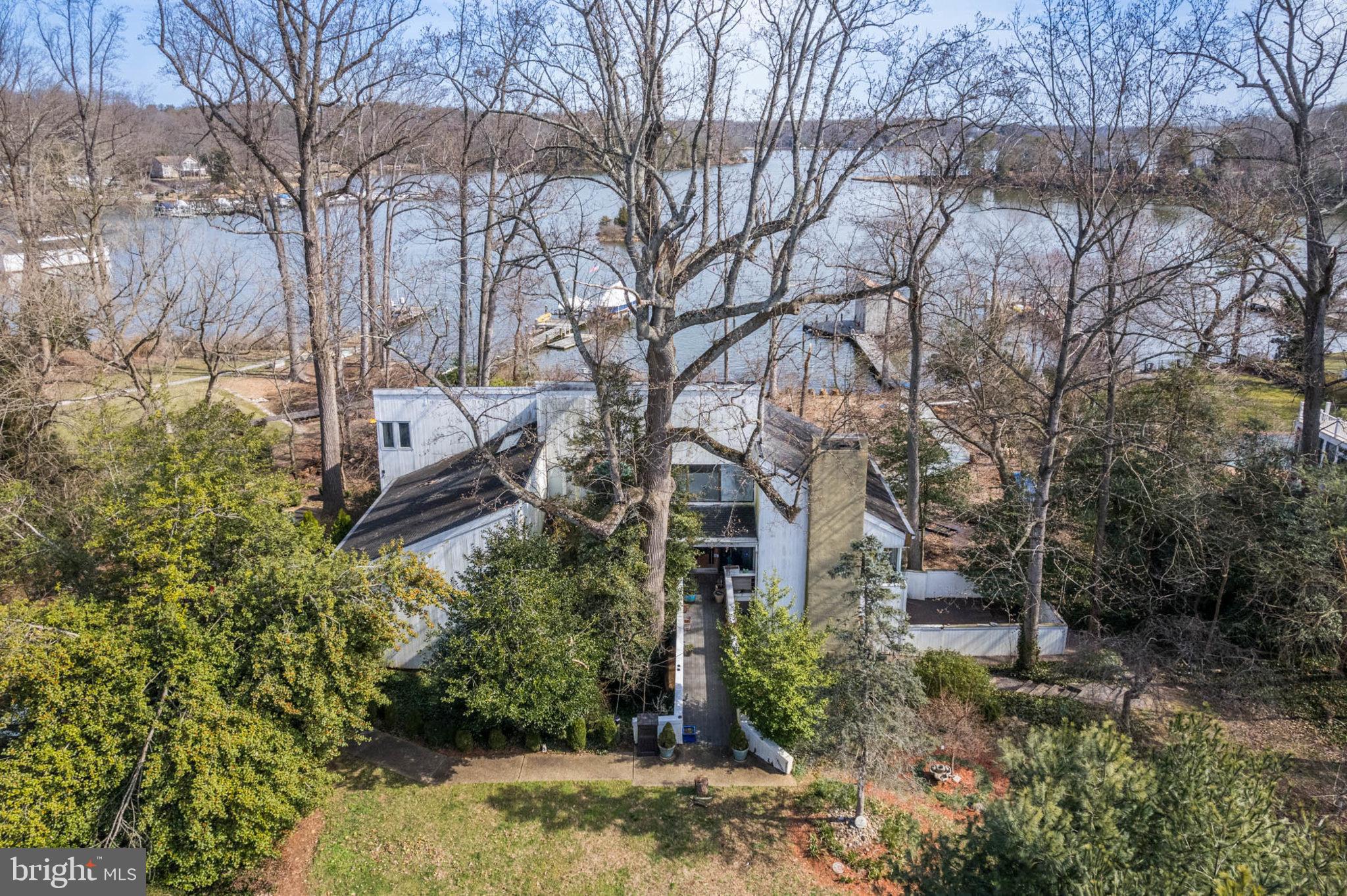 POINT FIELD LANDING - Residential