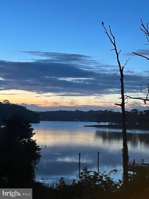 POINT FIELD LANDING - Residential