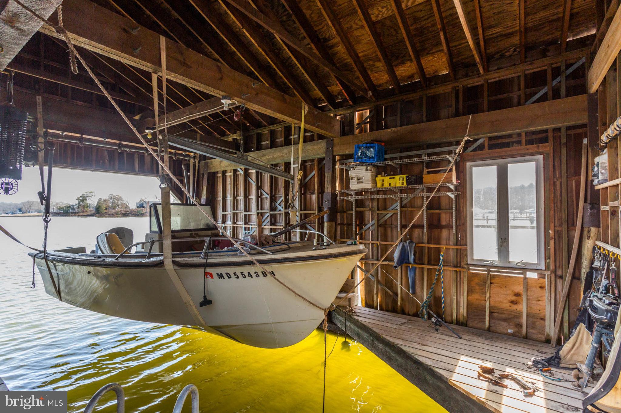 POINT FIELD LANDING - Residential