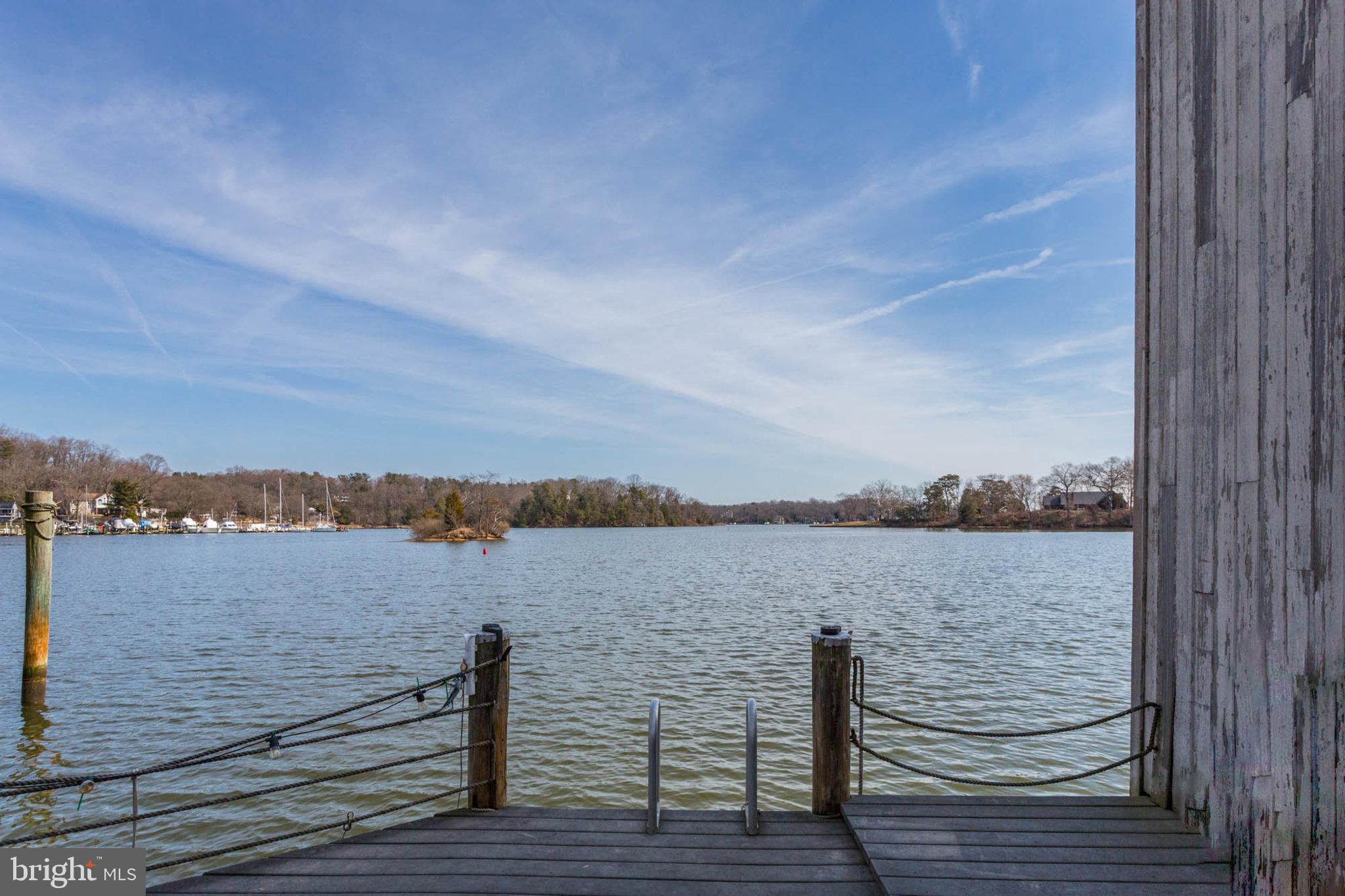 POINT FIELD LANDING - Residential