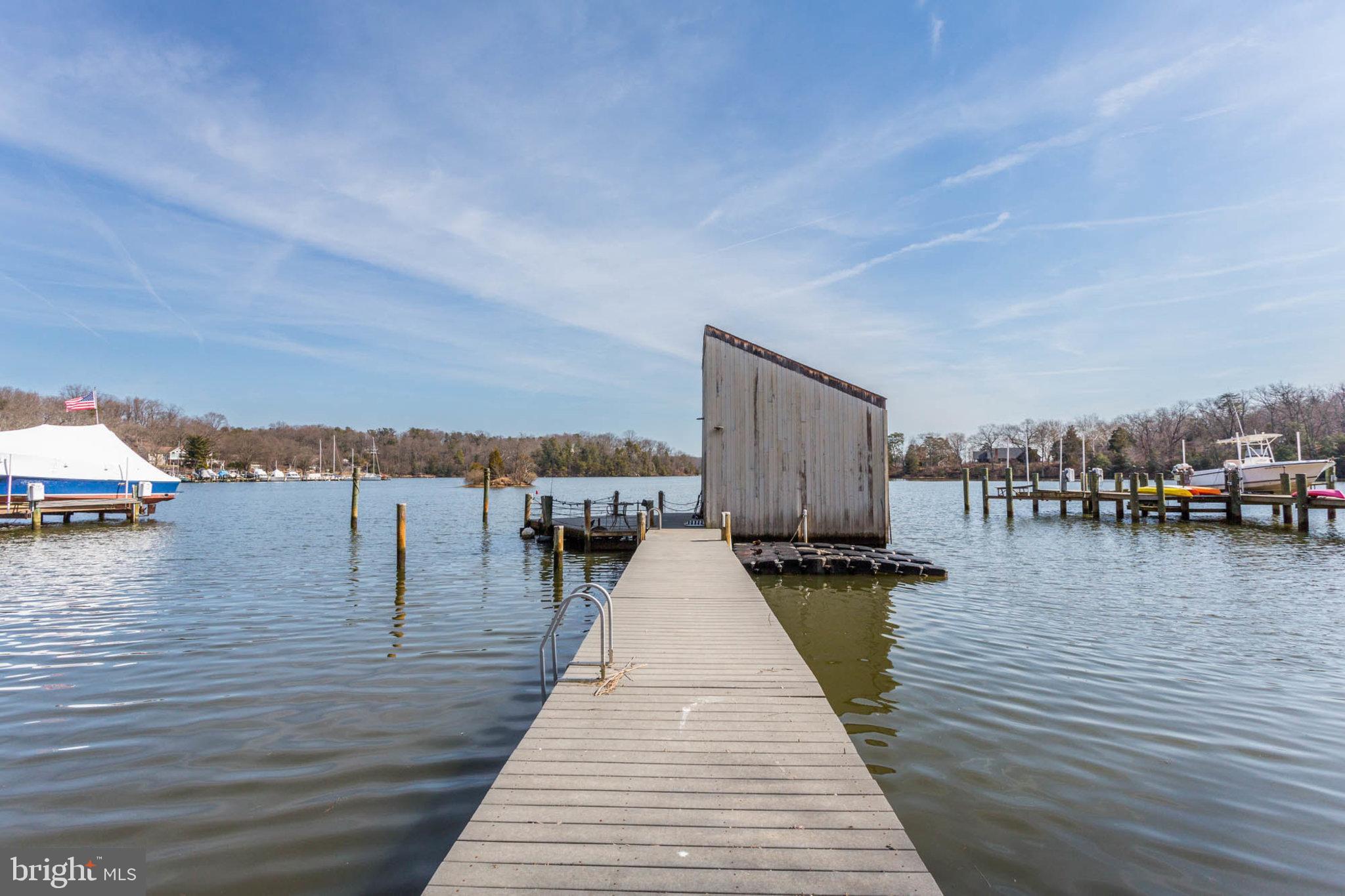 POINT FIELD LANDING - Residential