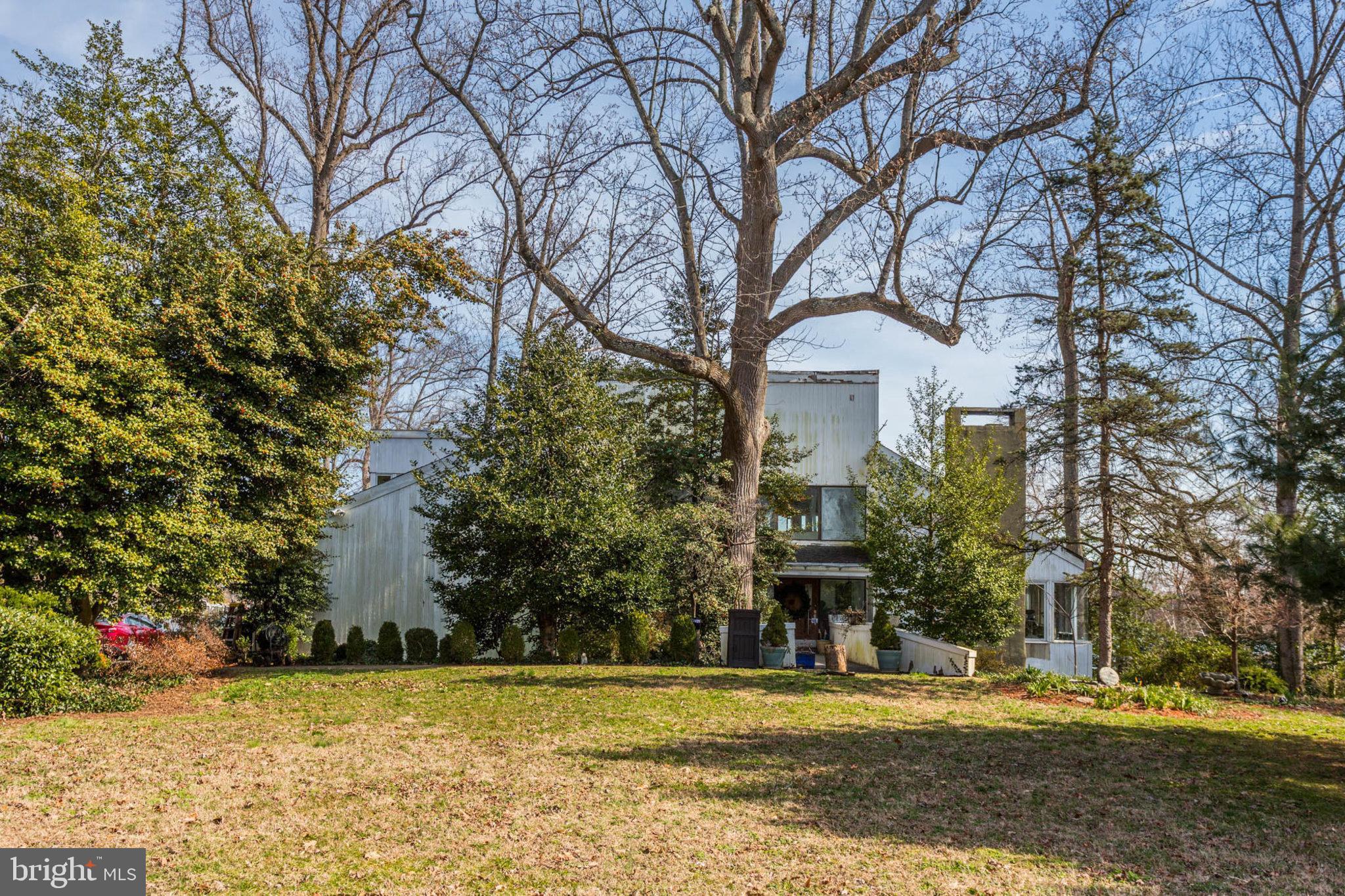 POINT FIELD LANDING - Residential