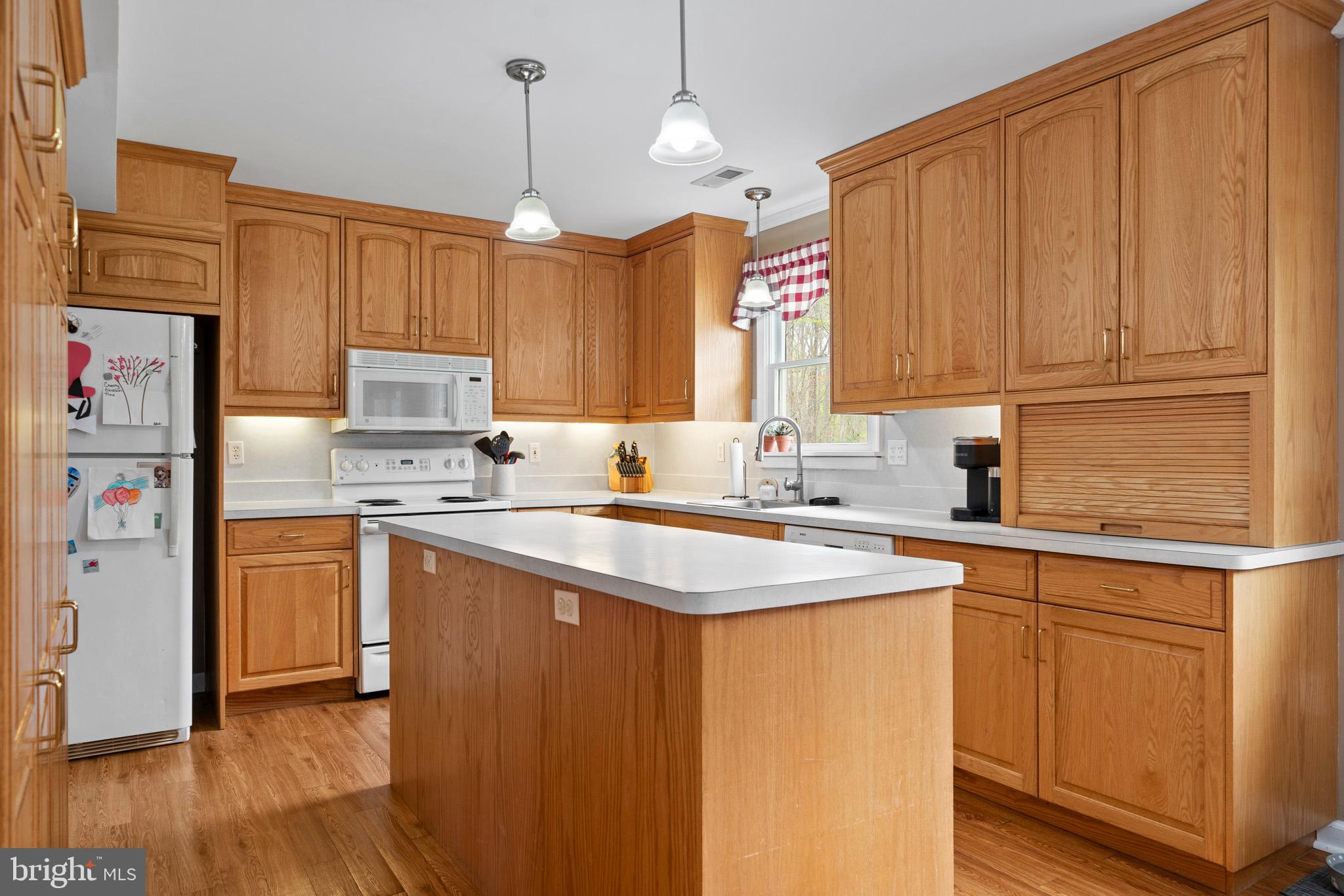 HOMELAND - Residential