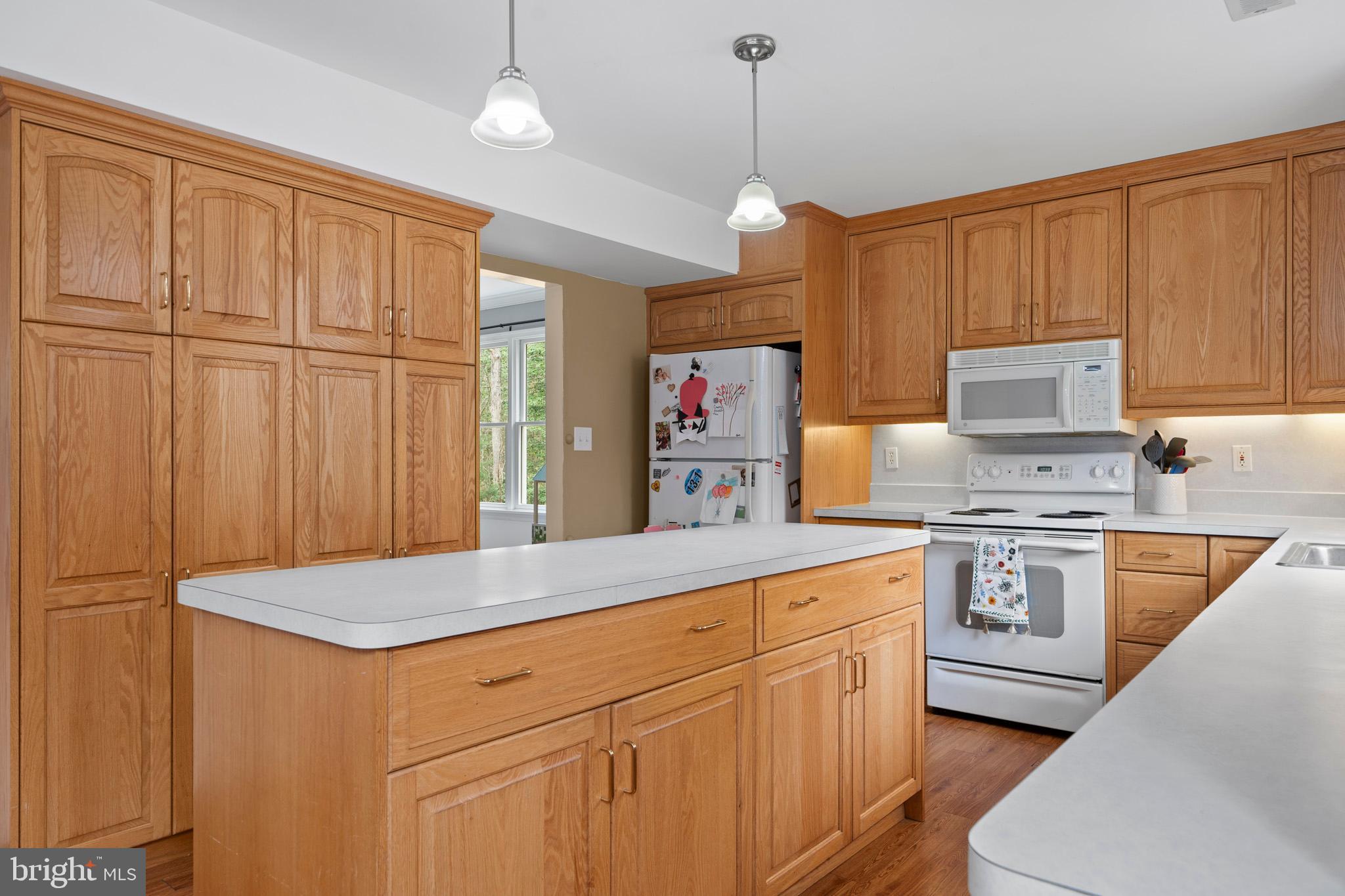 HOMELAND - Residential