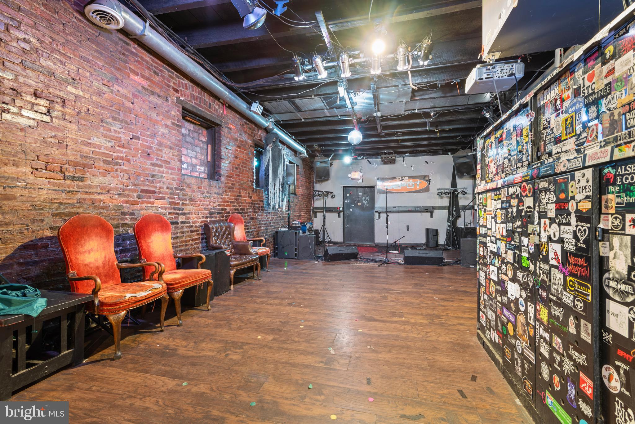 STATION NORTH ARTS DISTRICT - Residential Income