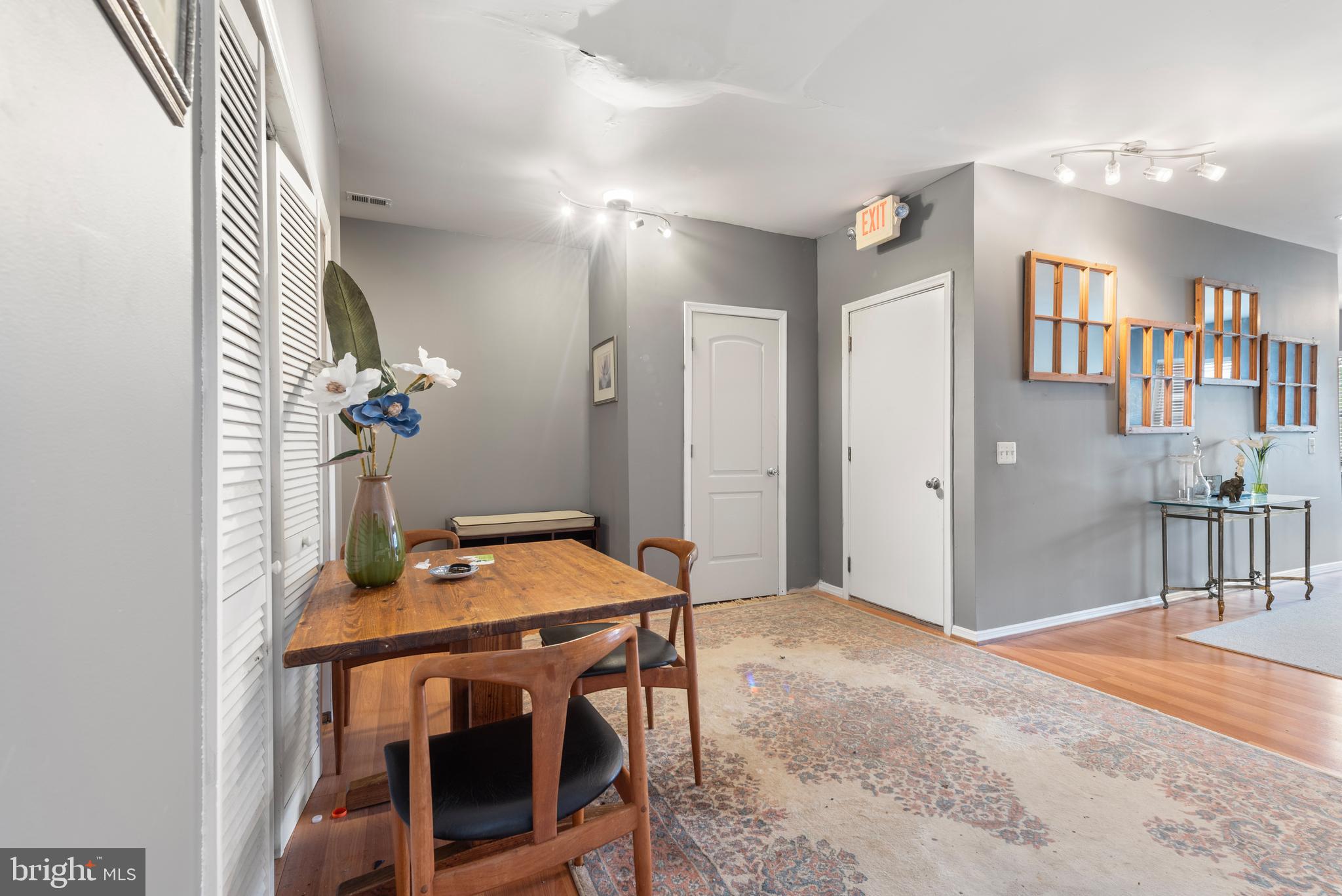 STATION NORTH ARTS DISTRICT - Residential Income