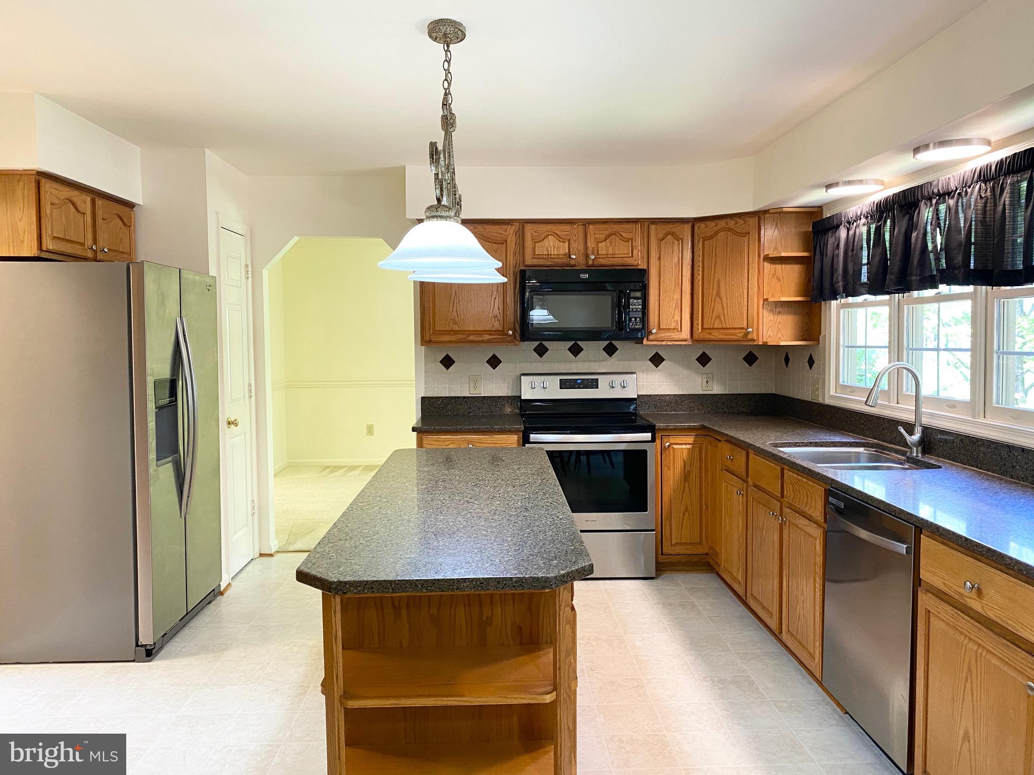 6611 MARSH COURT