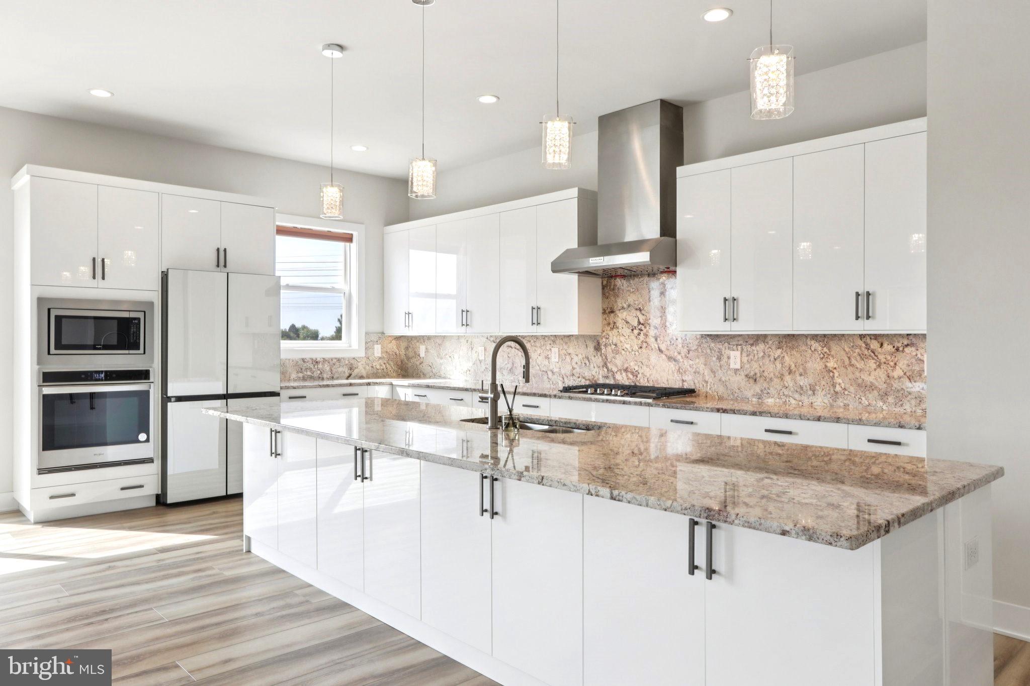 RESERVE AT CENTER SQUARE - Residential