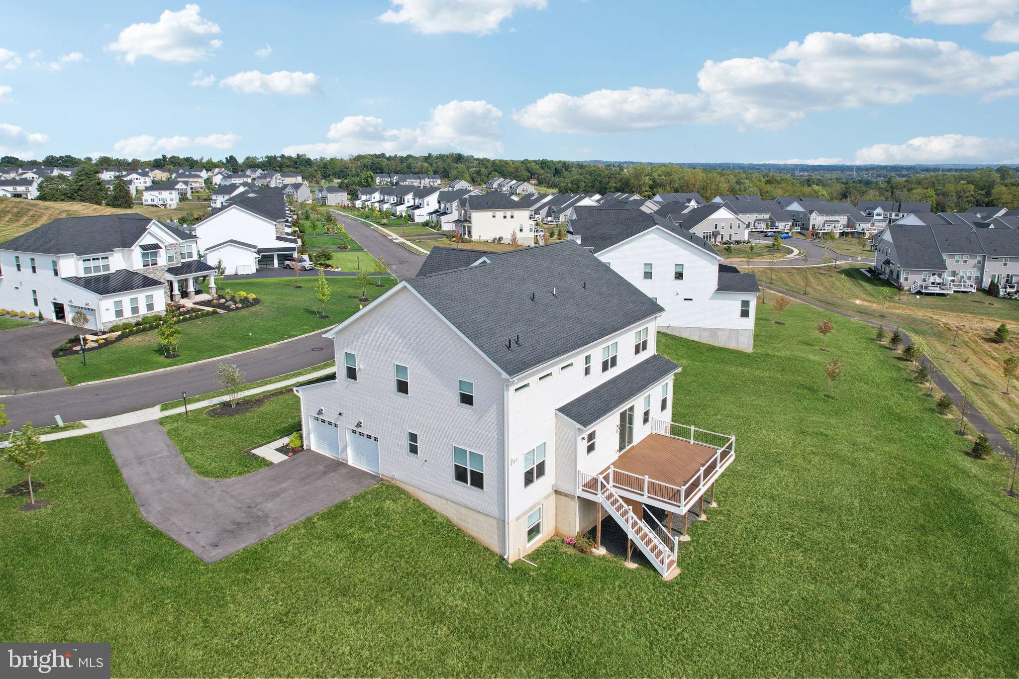 RESERVE AT CENTER SQUARE - Residential