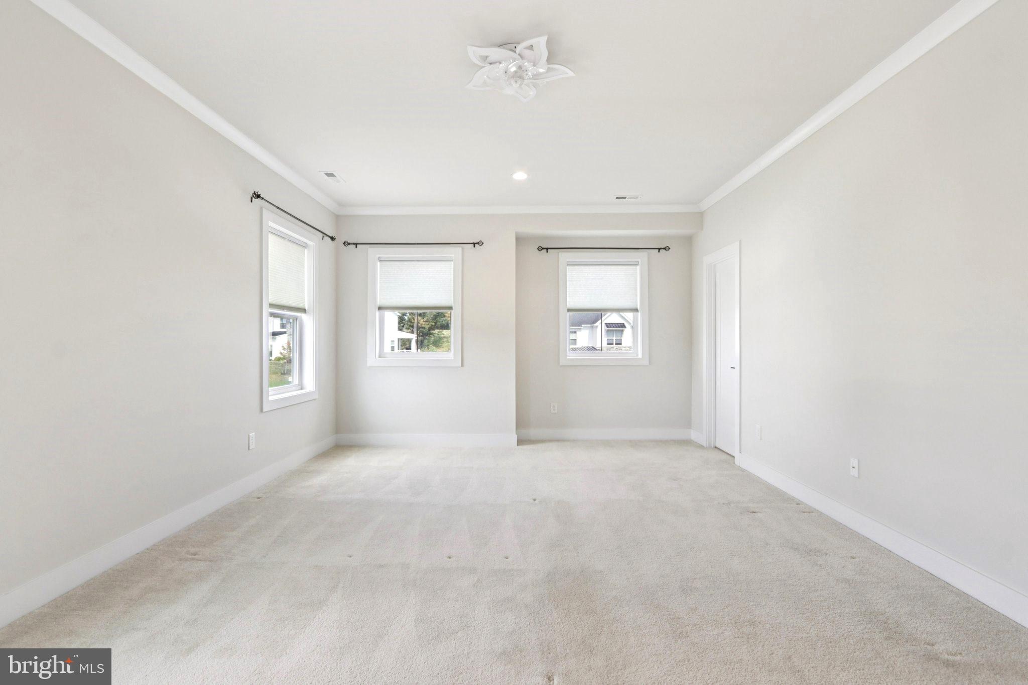 RESERVE AT CENTER SQUARE - Residential