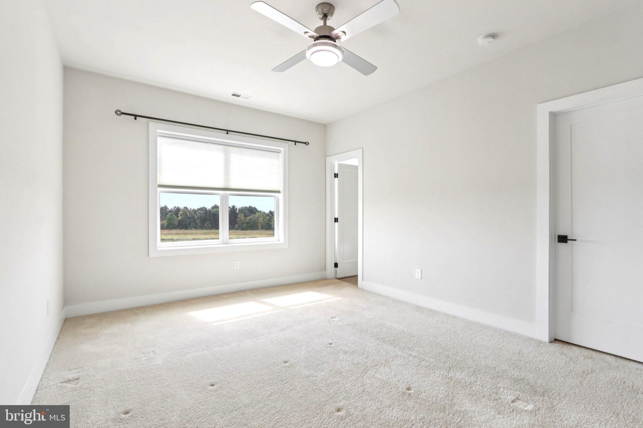 RESERVE AT CENTER SQUARE - Residential