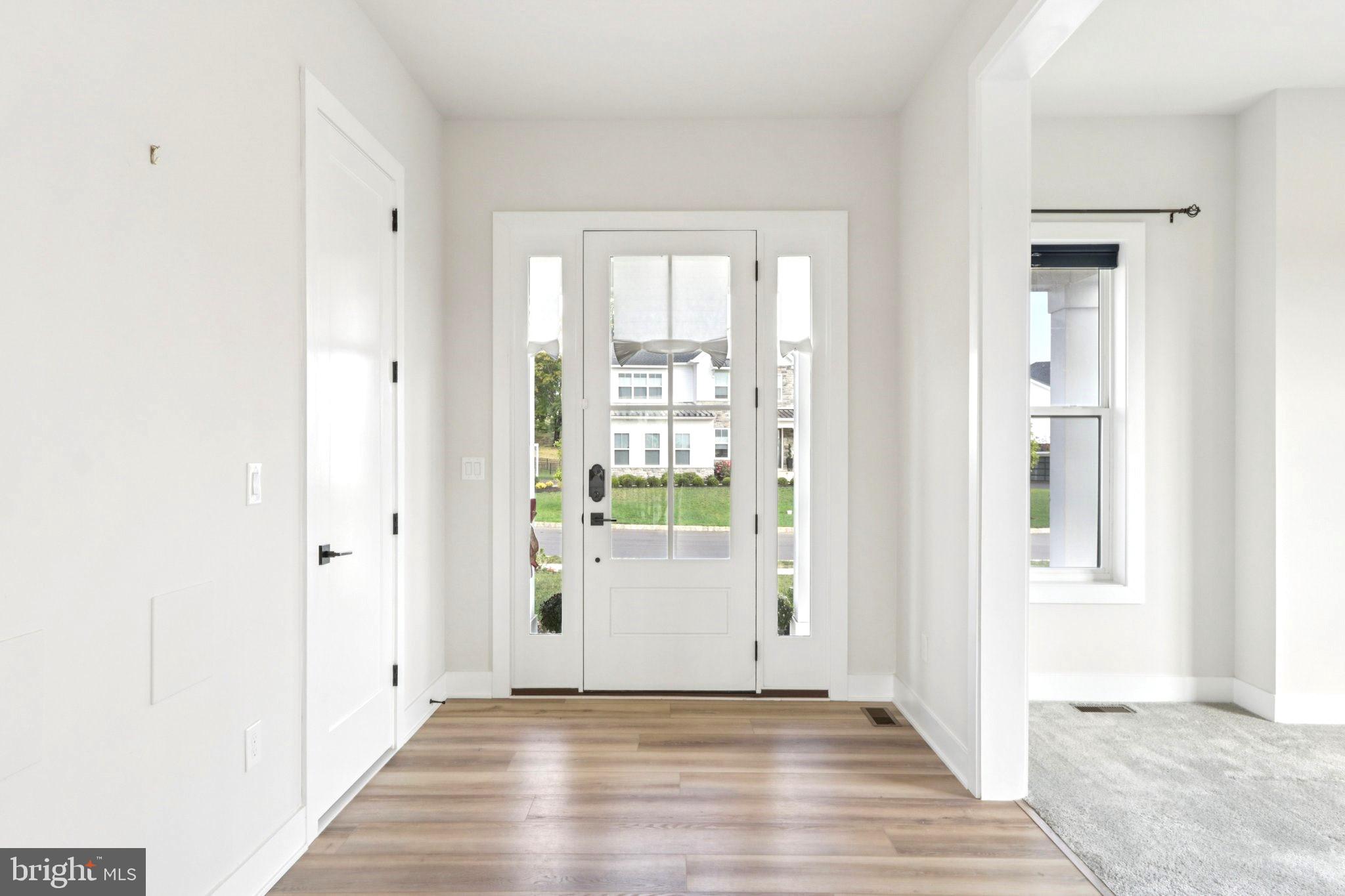 RESERVE AT CENTER SQUARE - Residential