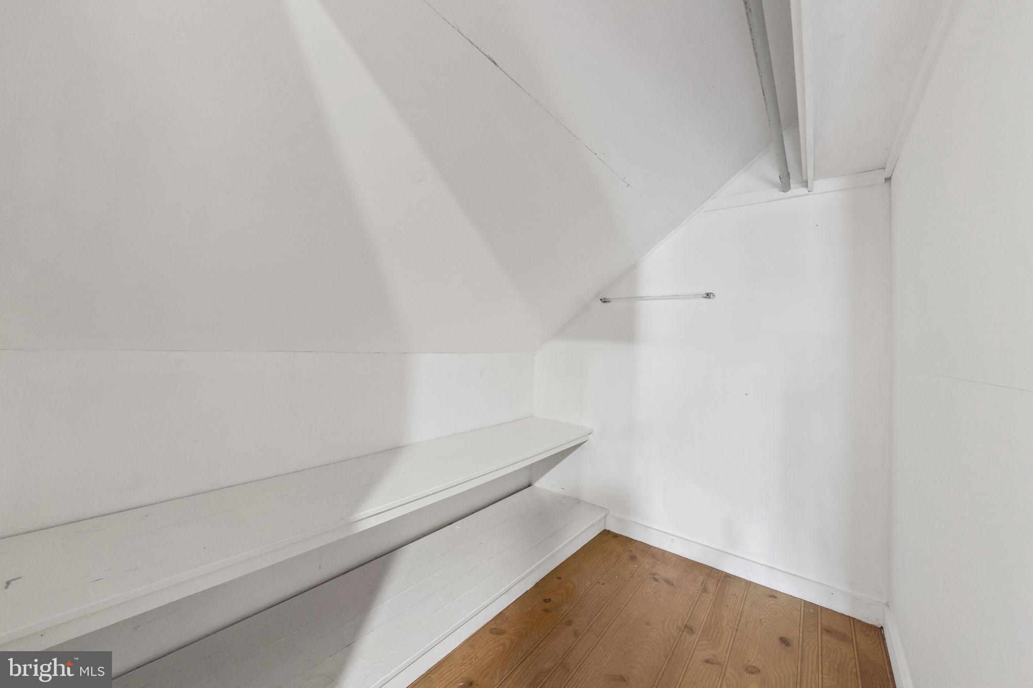 CLIFTON HEIGHTS - Residential