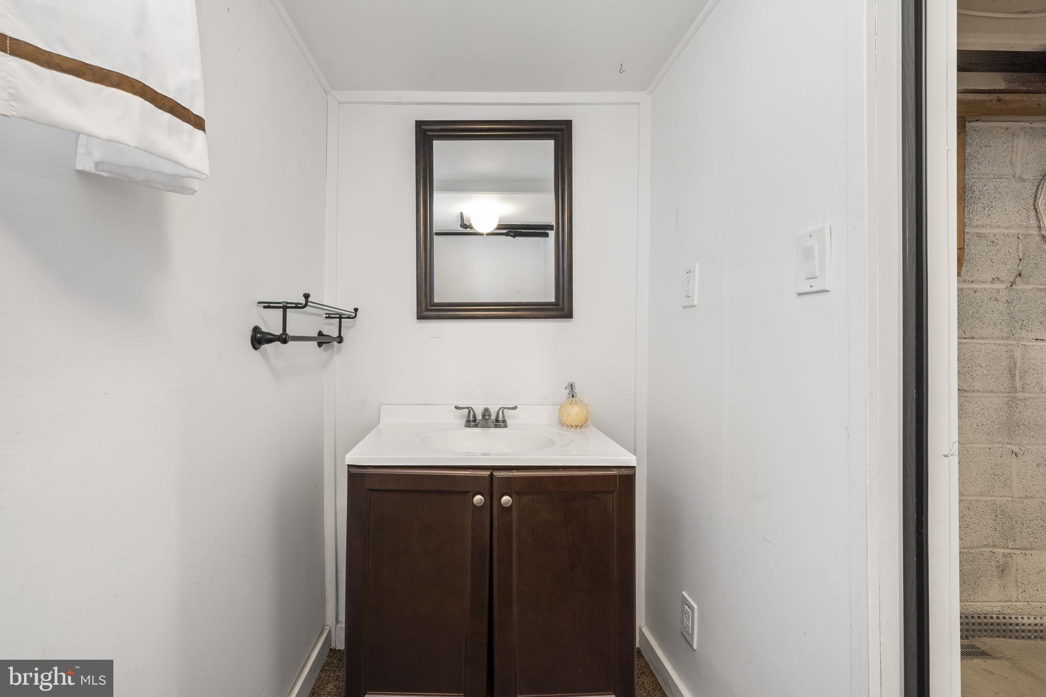 CLIFTON HEIGHTS - Residential