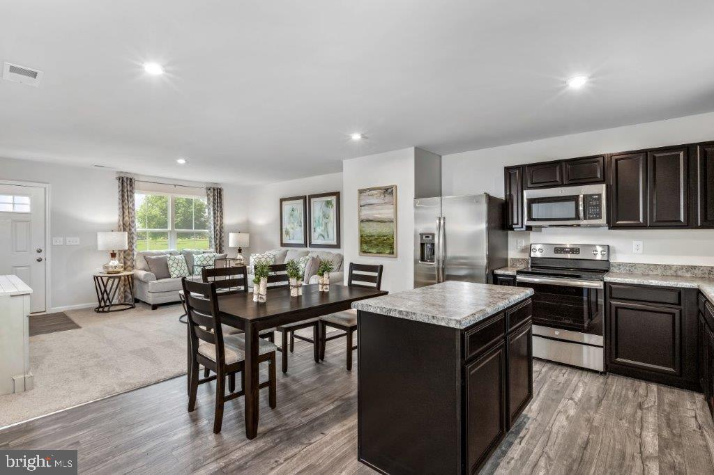 RIDGELY FOREST - Residential