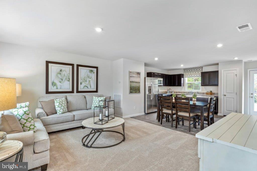 RIDGELY FOREST - Residential