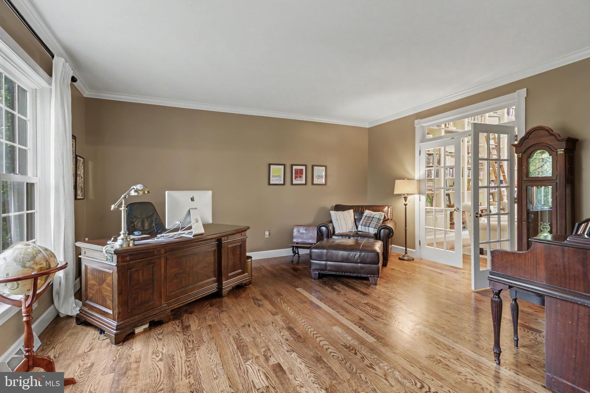 20 WHITE PINE DRIVE