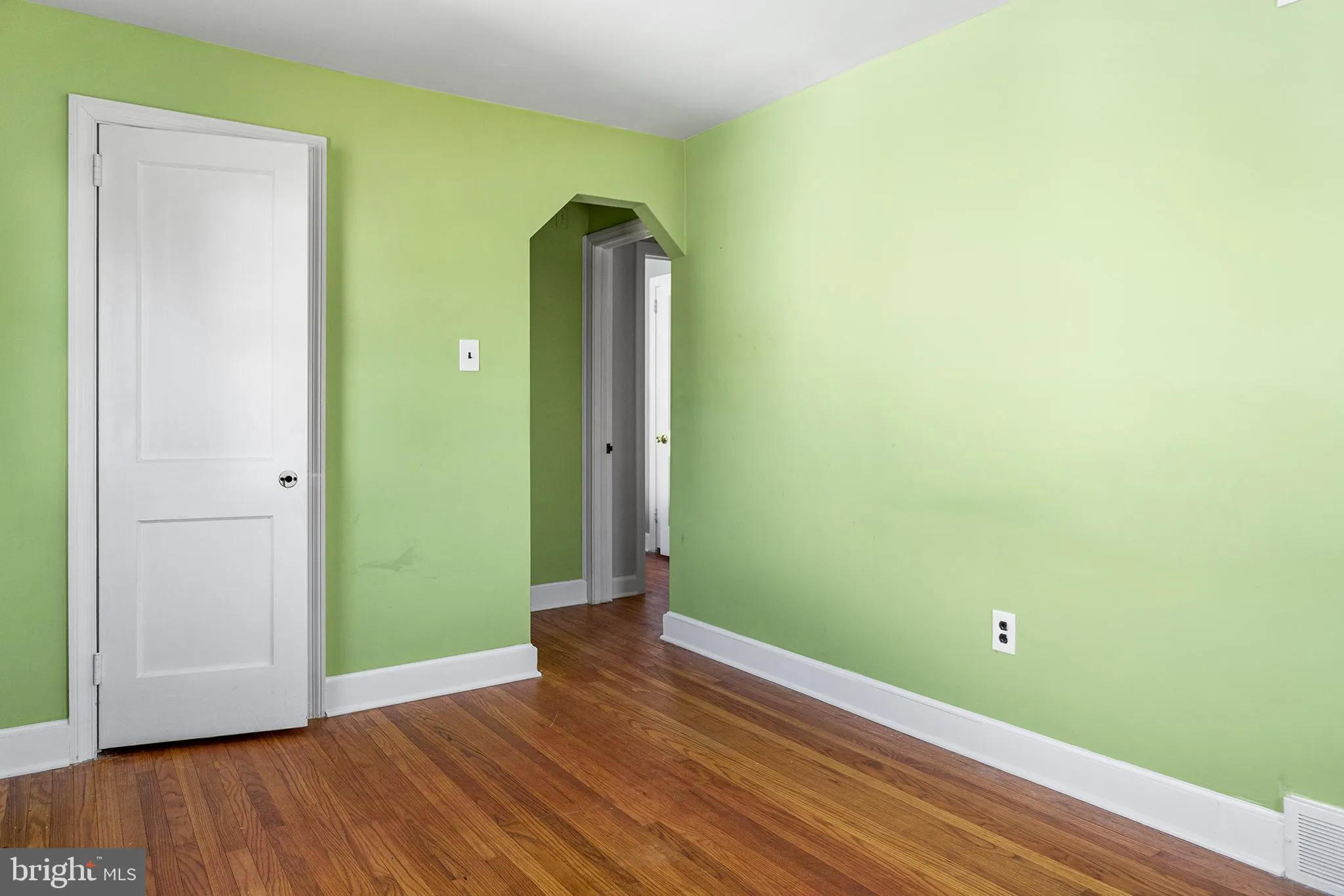 Folsom, Pennsylvania 19033, United States, 3 Bedrooms Bedrooms, ,2 BathroomsBathrooms,Residential,Pending,87862