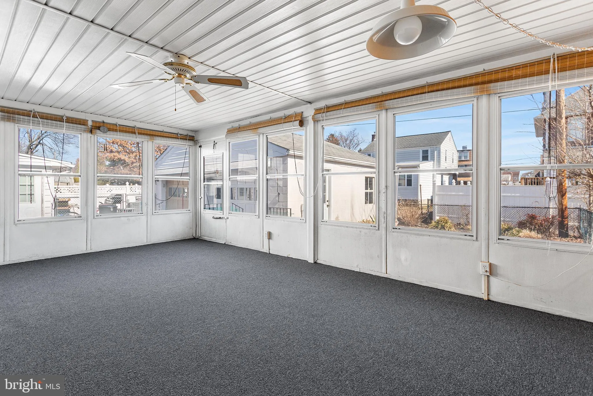 Folsom, Pennsylvania 19033, United States, 3 Bedrooms Bedrooms, ,2 BathroomsBathrooms,Residential,Pending,87862